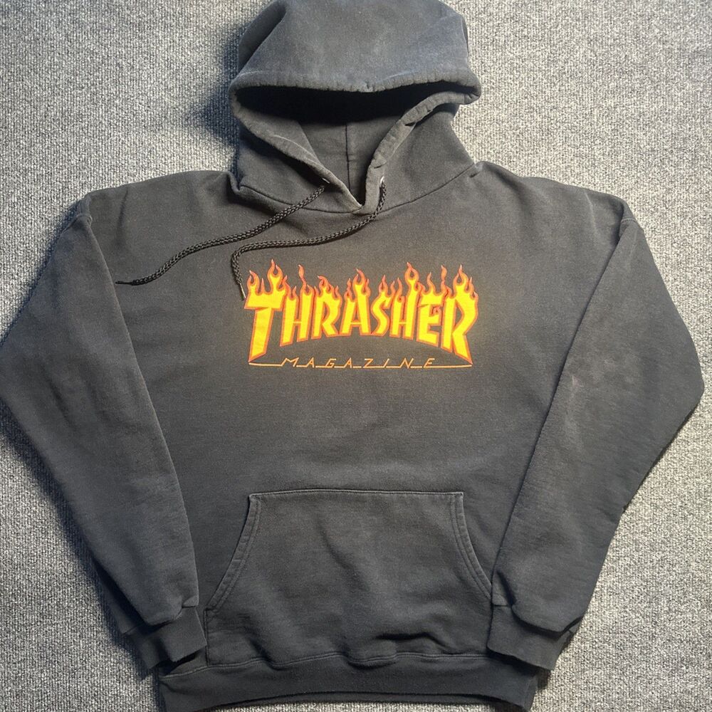 THRASHER Men’s Black Hoodie Size L Large Graphic Tee Streetwear Pullover